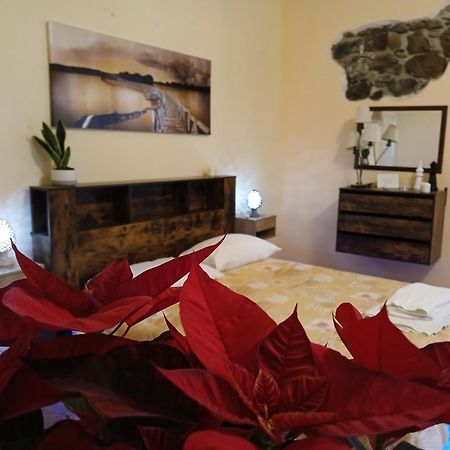 Villa Laura Apartment Giardini Naxos Ngoại thất bức ảnh