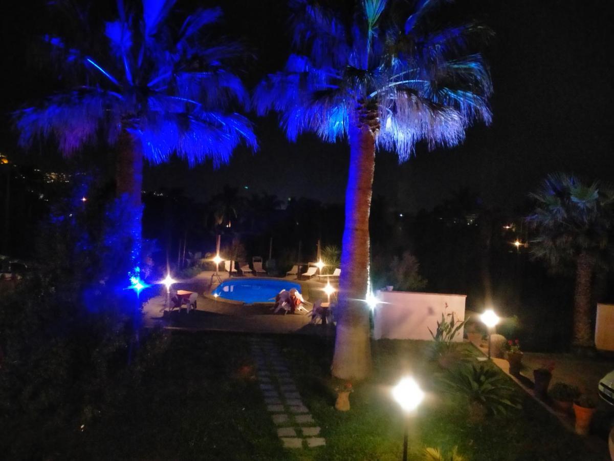 Villa Laura Apartment Giardini Naxos Ngoại thất bức ảnh