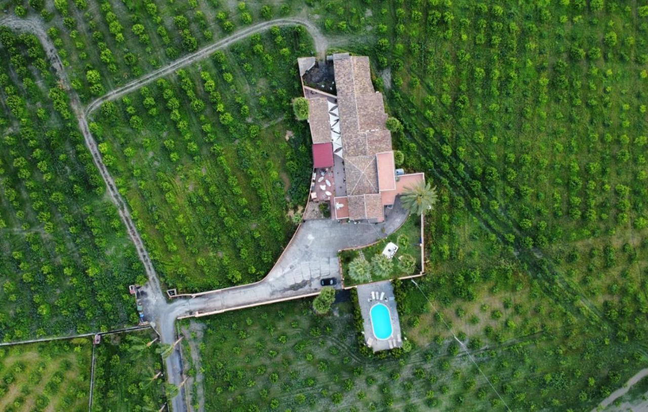 Villa Laura Apartment Giardini Naxos Ngoại thất bức ảnh