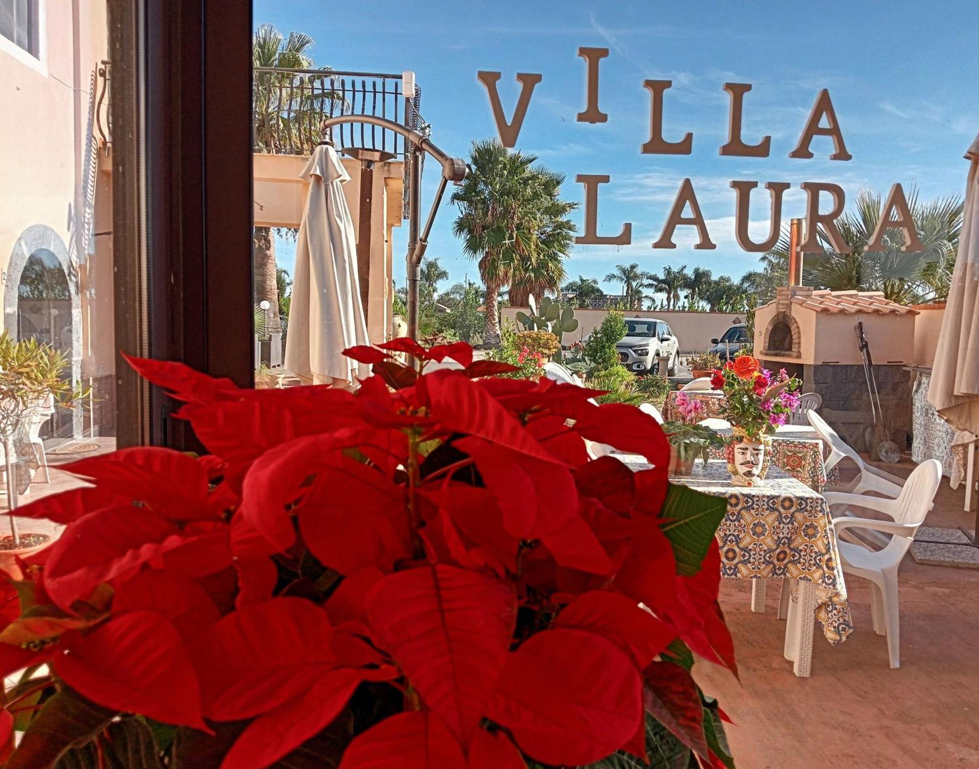 Villa Laura Apartment Giardini Naxos Ngoại thất bức ảnh