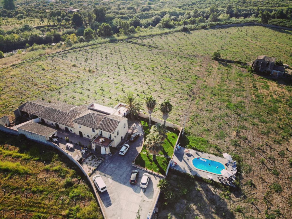 Villa Laura Apartment Giardini Naxos Ngoại thất bức ảnh